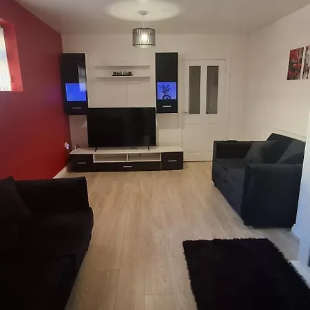 Casa vacanze Modern 3 Bedroom 2 Bathroom Free Wifi Location